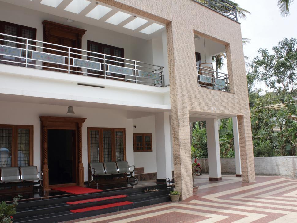 Periyar Villa Home Stay - 테카디 외부 사진